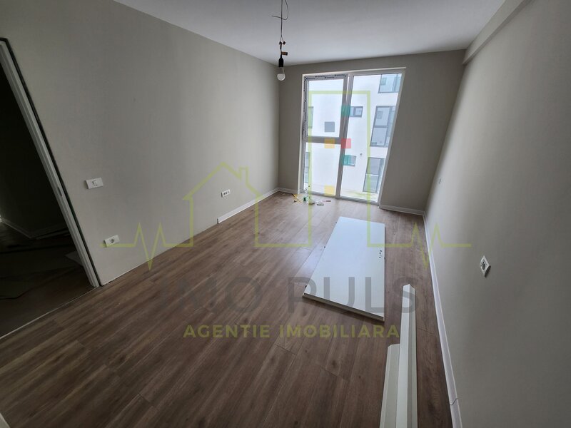 Lipovei. Etaj 1. Bloc nou. Lift
